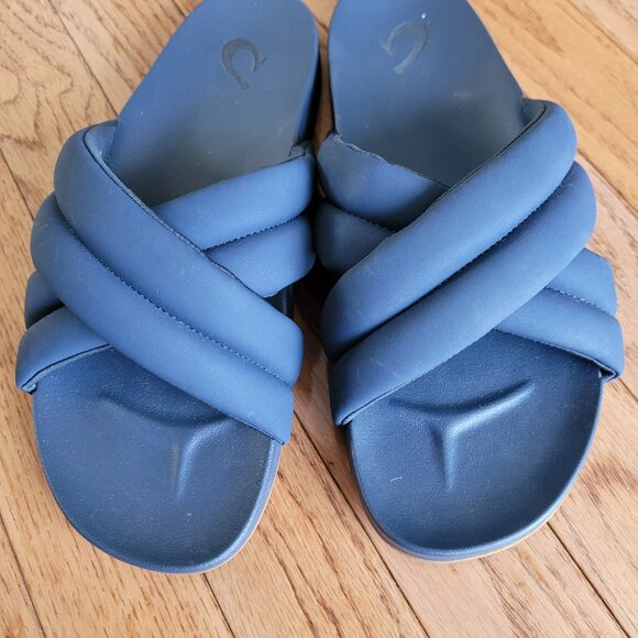 OluKai Hila Slide Sandals Puffy Slides Moonlit Ocean 9 - Picture 4 of 9